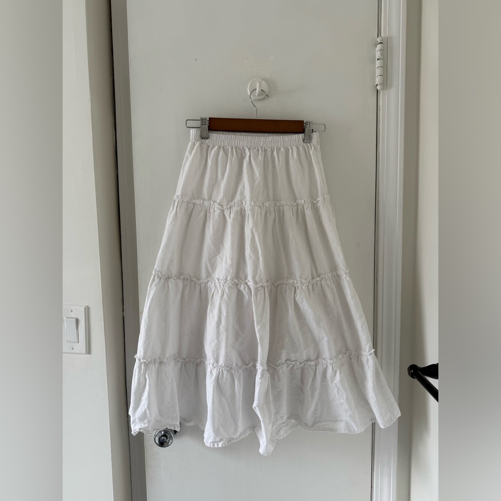 Aritzia Sunday Best White Tiered Skirt